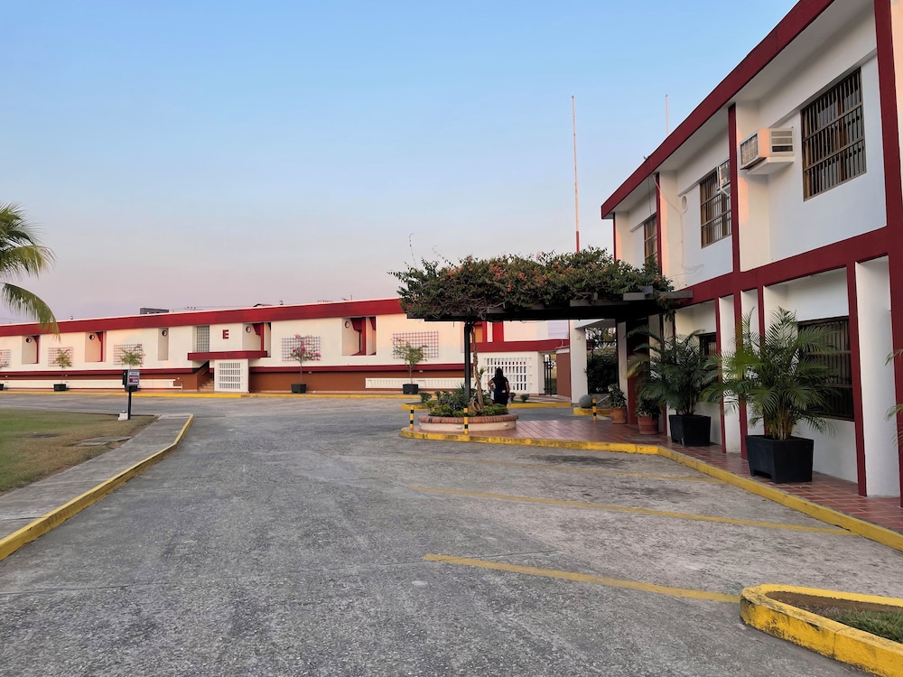 HOTEL ESPOR CA