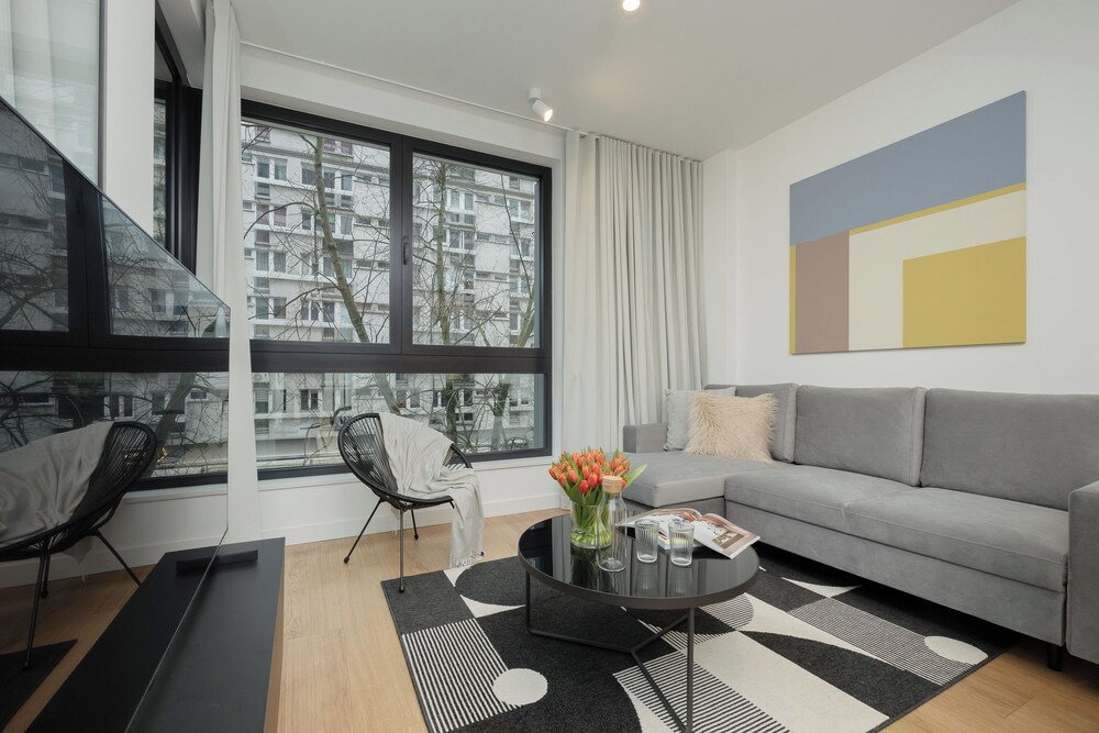 Warsaw Deluxe Apartments by Renters