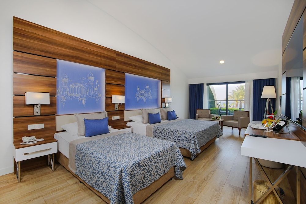 Limak Atlantis De Luxe Hotel & Resort - All Inclusive