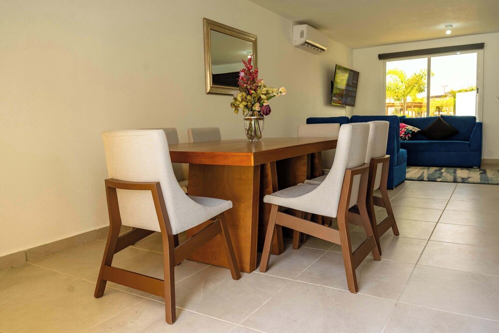 Modern Villa Priv. Beach Dreams Diamante