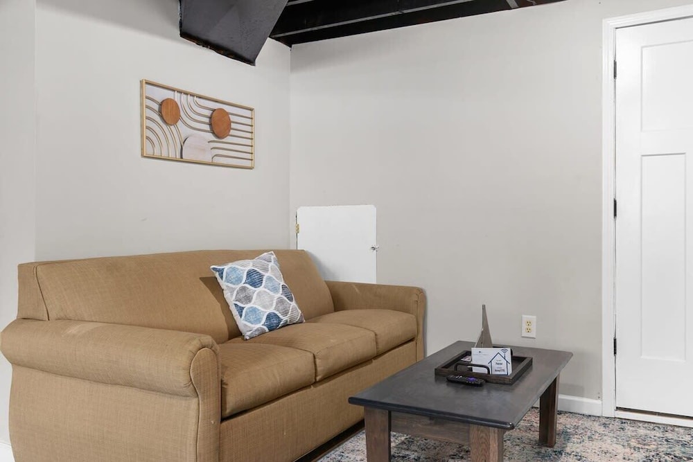 Broadmoor Bungalow - Both Units