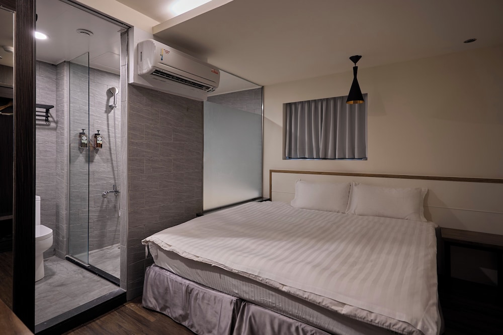 ZZZ HOTEL
