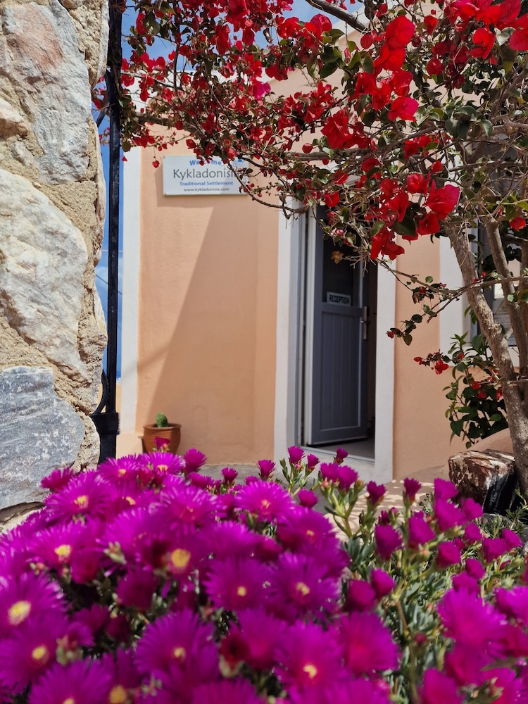 Kykladonisia Traditional Settlement