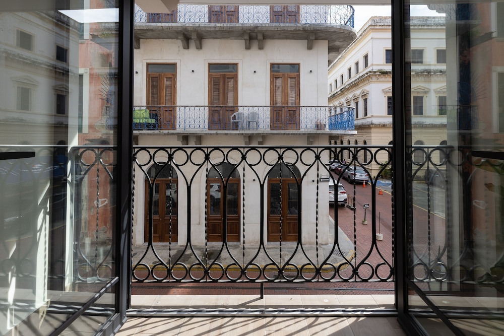 Casa Lourdes by Acomodo Casco Viejo