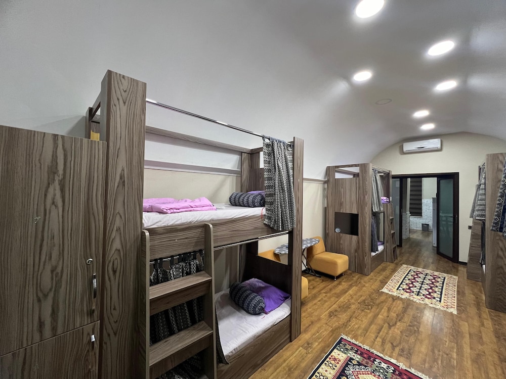 Salam Old Baku Hostel