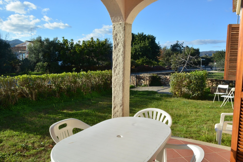 Coclearia Apartment
