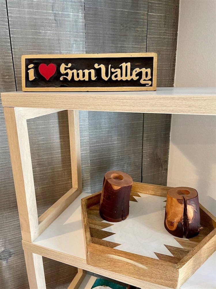Sv121 - Walk to Lifts & Town - Hot Tub & Pool