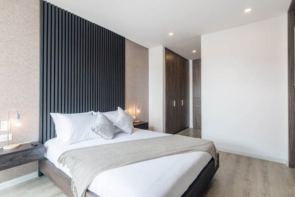 Magnificent 3 BR in Usaqu n