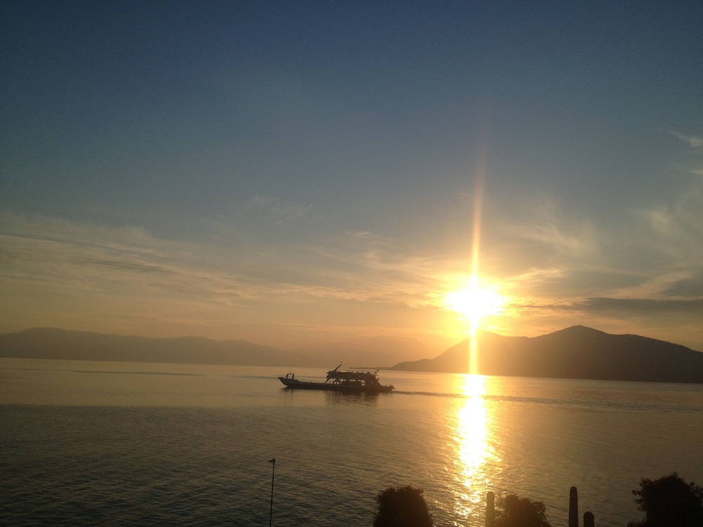 Maravellia Art Hotel - Property Image 19