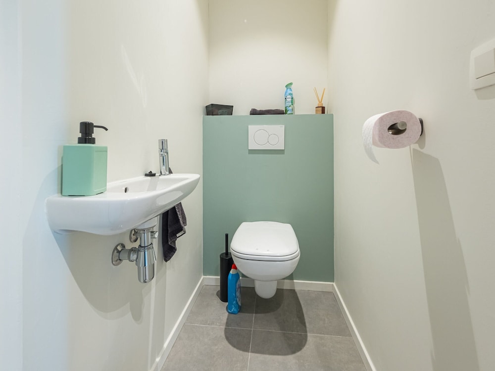 New-build Apartment Near the City Center