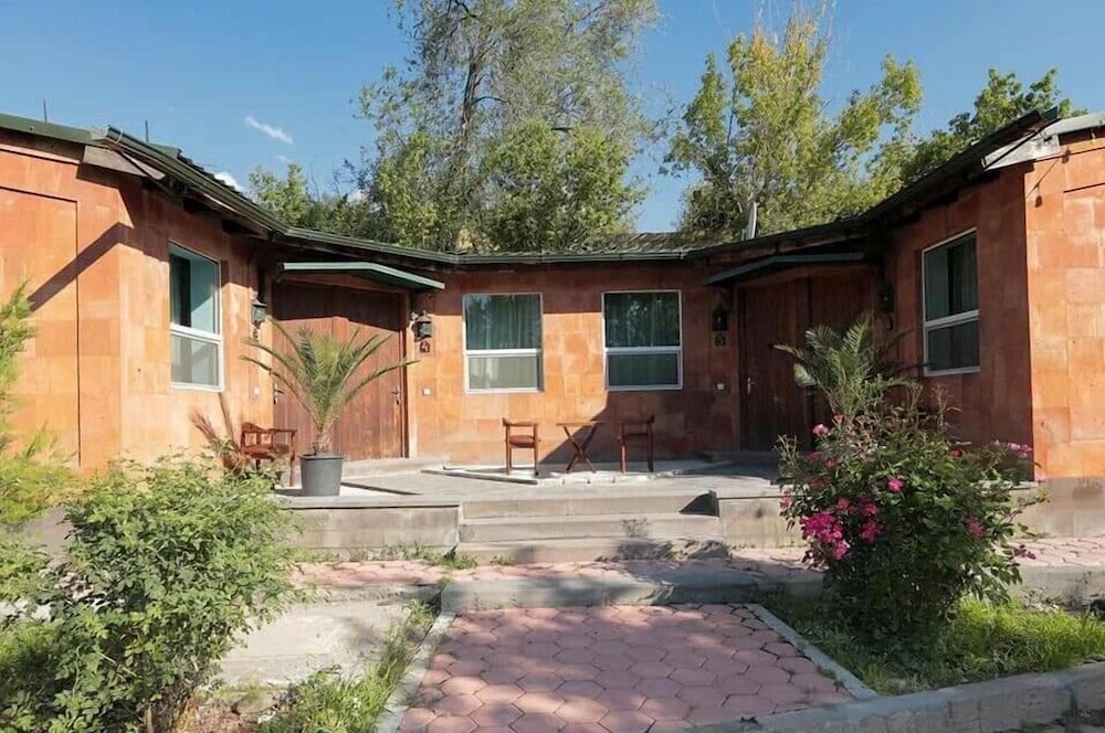 Organic House & Aquapark