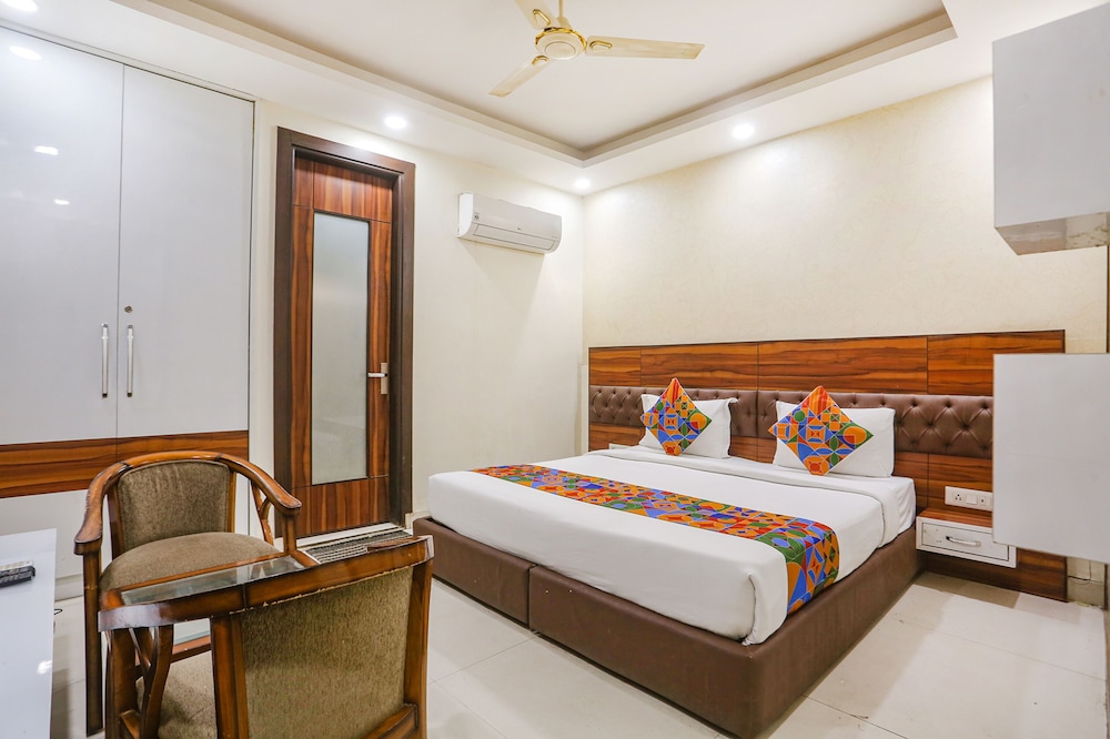 Fabhotel Gold Inn