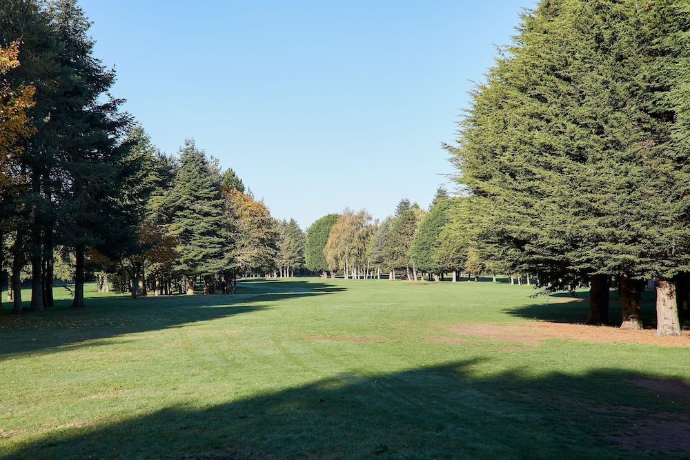 Host Stay Nightingale Lodge