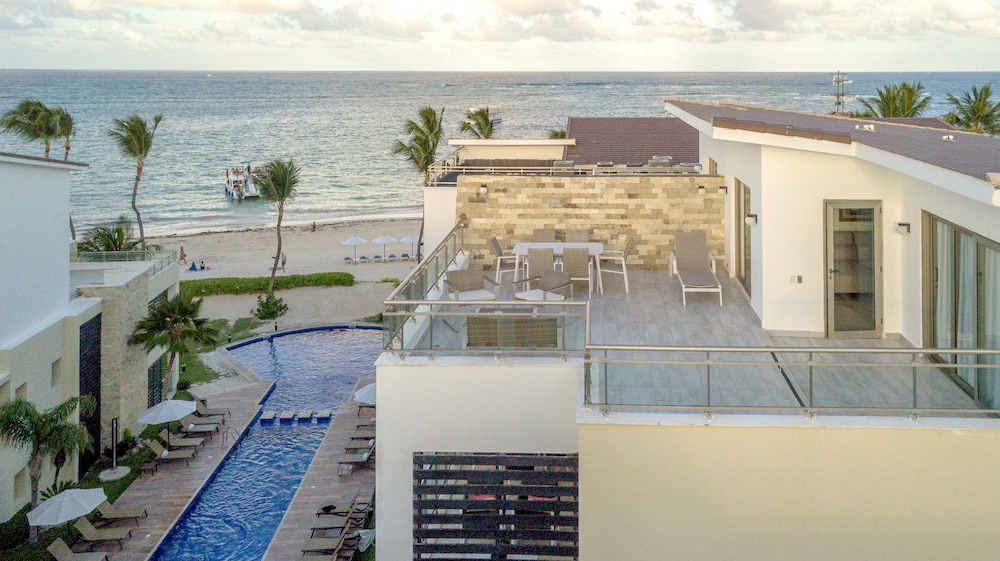 Costa Atlantica Beach Condos