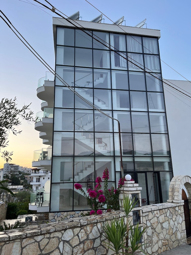 BELSAR Hotel