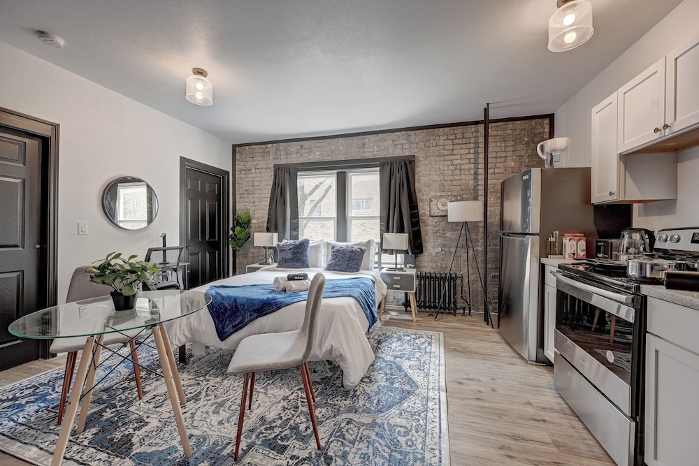 ROVE LIVING/KB - Prospect