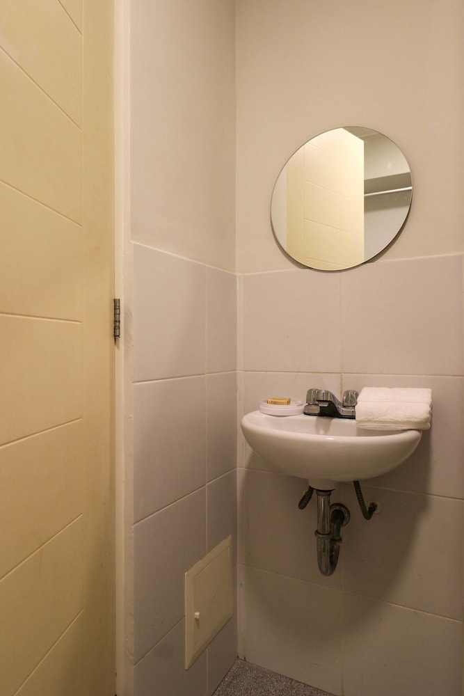 w Magnificent 3BR in the Heart of Barranco