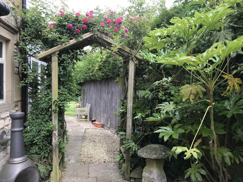 Pigeon House Cottage B&B