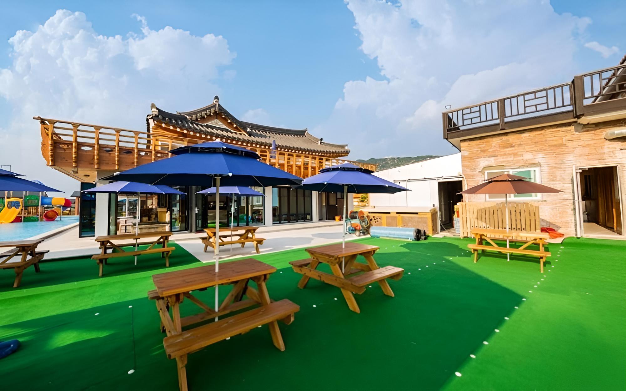 Photo 54