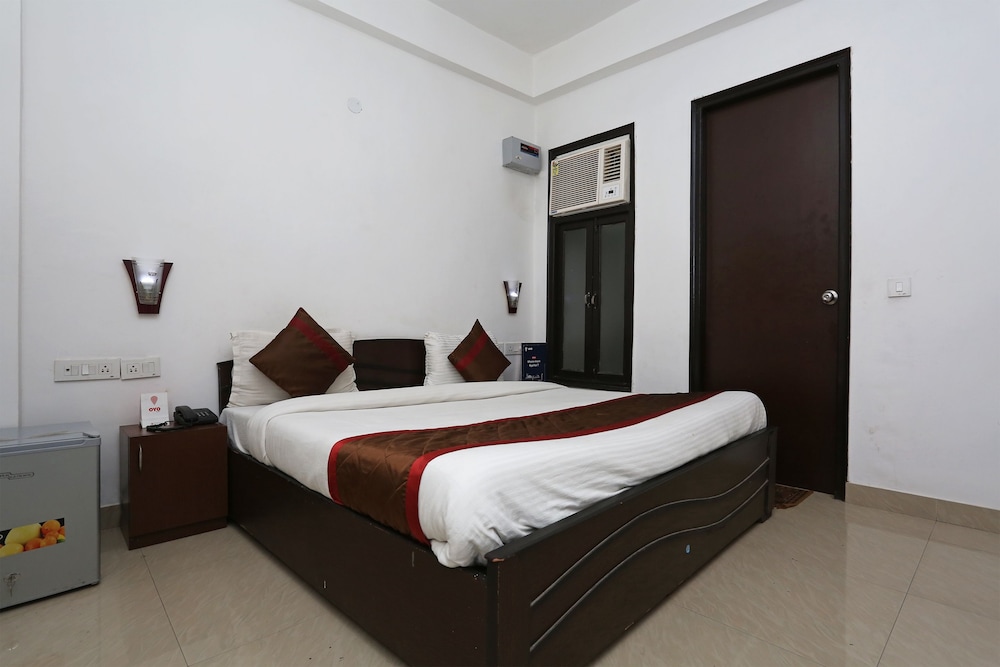 OYO 6540 Tirupati Residency