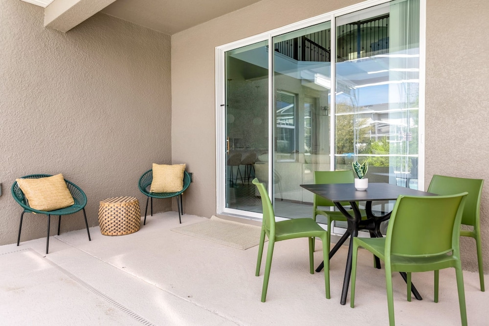 Upstay - Modern Luxury Home w Pool Spa Resort view 5