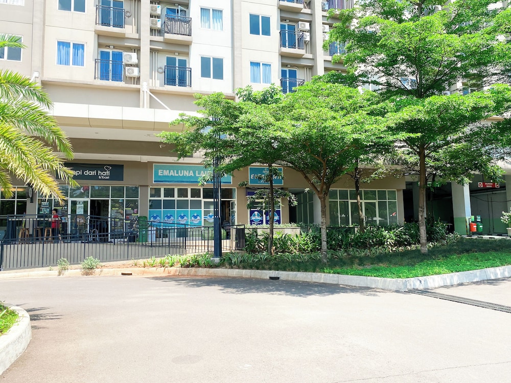 Warm and Homey 2BR at Podomoro Golf View Apartment