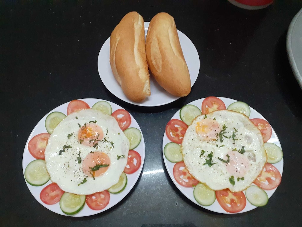 Hoan Chau Homestay - Hostel