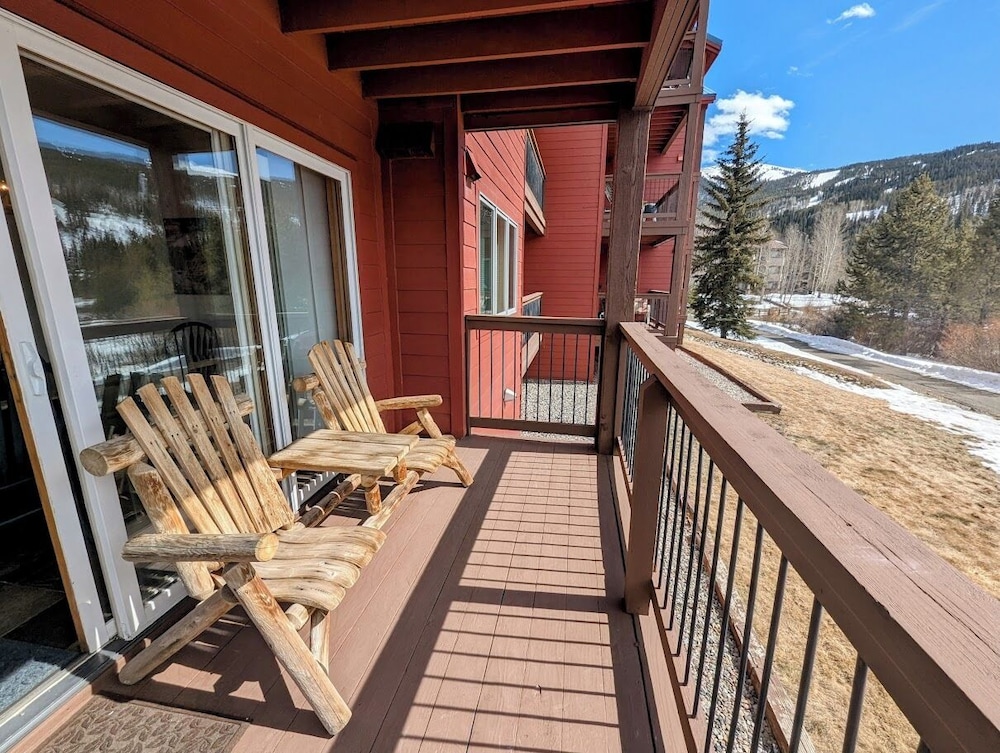 Cinnamon Ridge C114