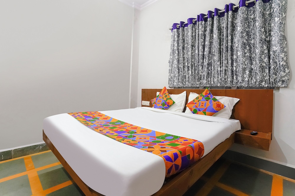 Fabhotel Peaceful Studio Aai Bungalow