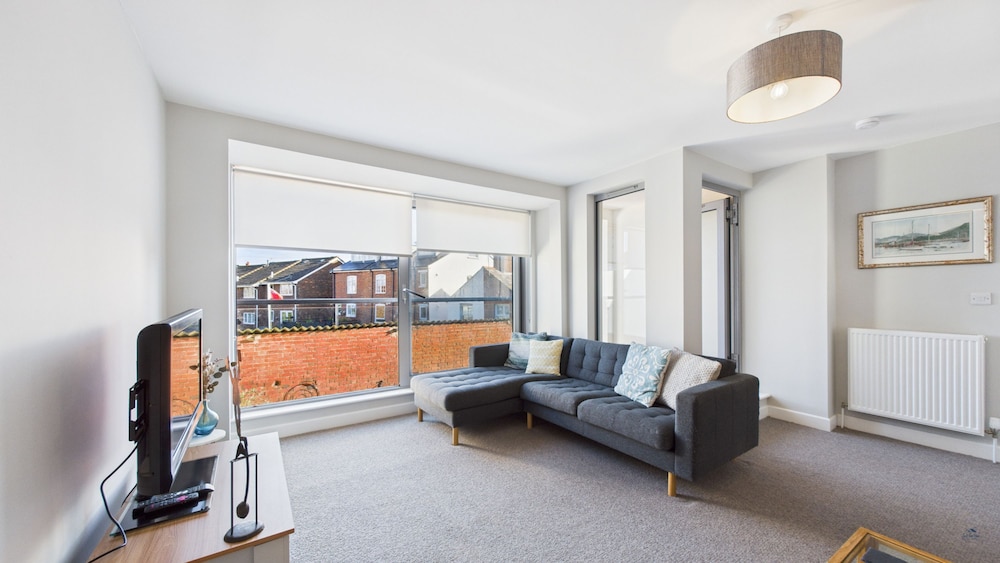 Union Road Where Coastal Calm Meets Conscious Living