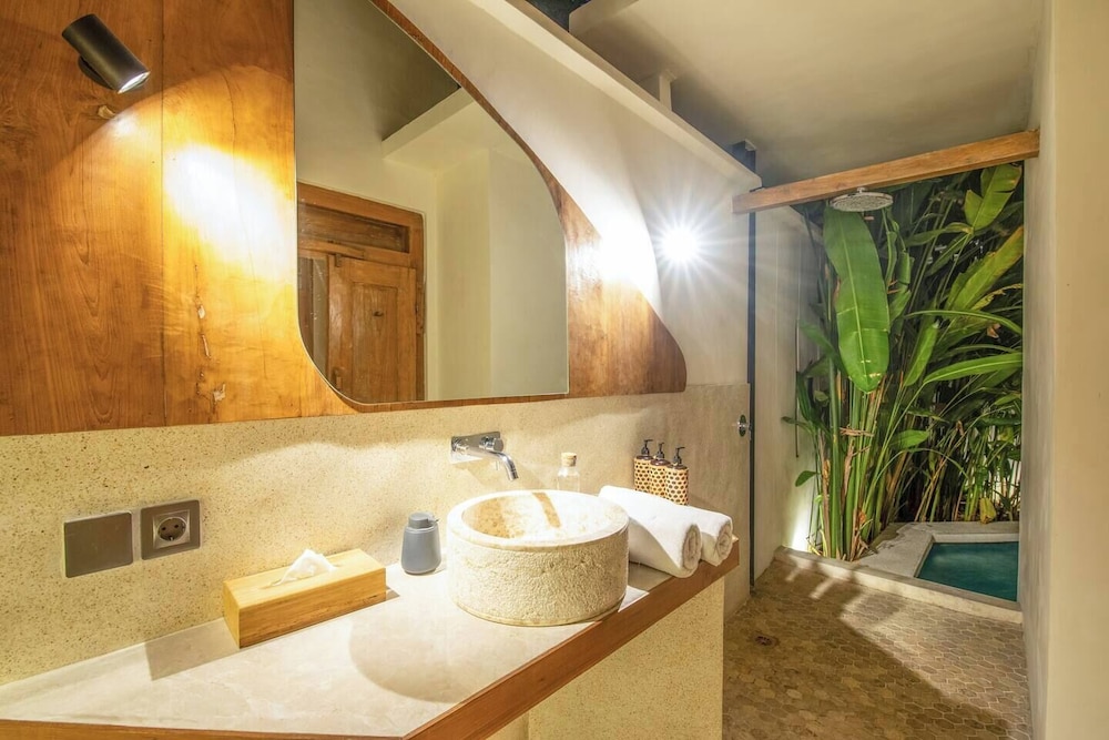 1-br Villa With Pool, Echo Beach 4mins, Canggu