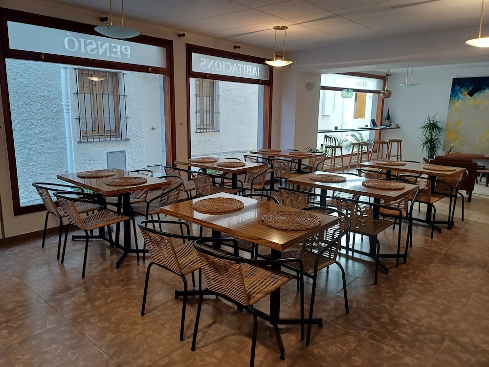 Hostal Sol y Sombra