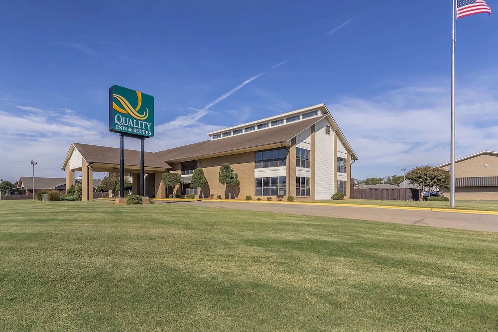 Quality Inn & Suites Stuttgart North