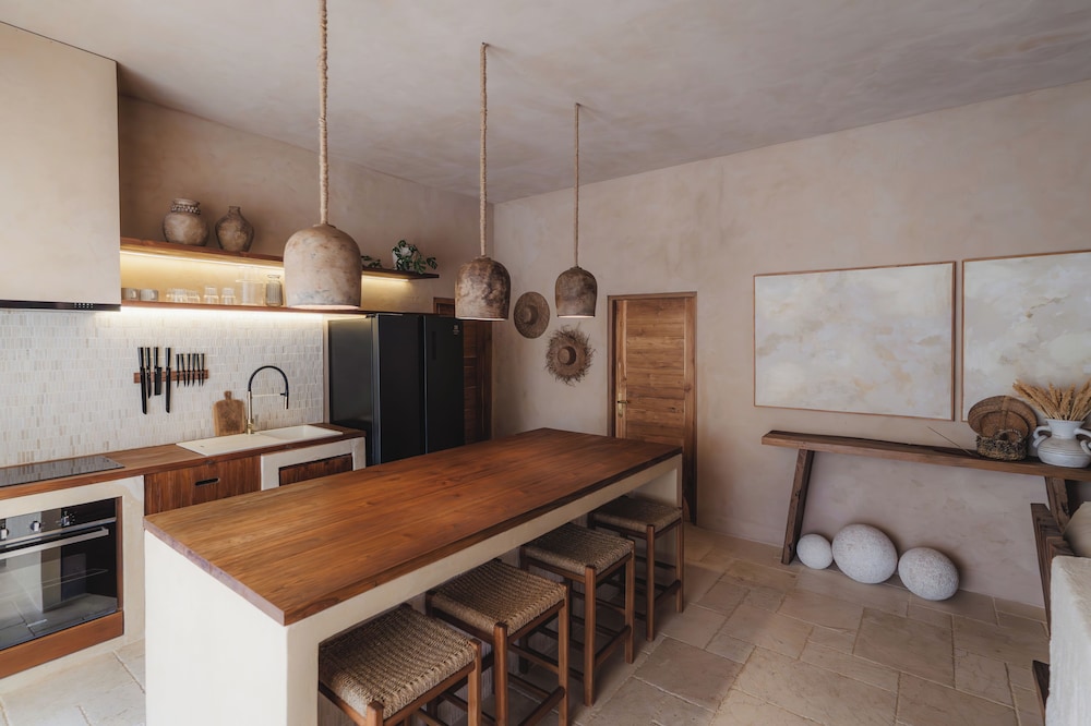 Serene 3BR Villa With Stylish Interiors, 2 Mins to