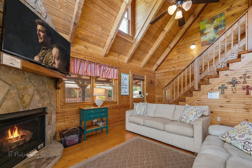 Sweet Magnolia 2 Bedroom Home