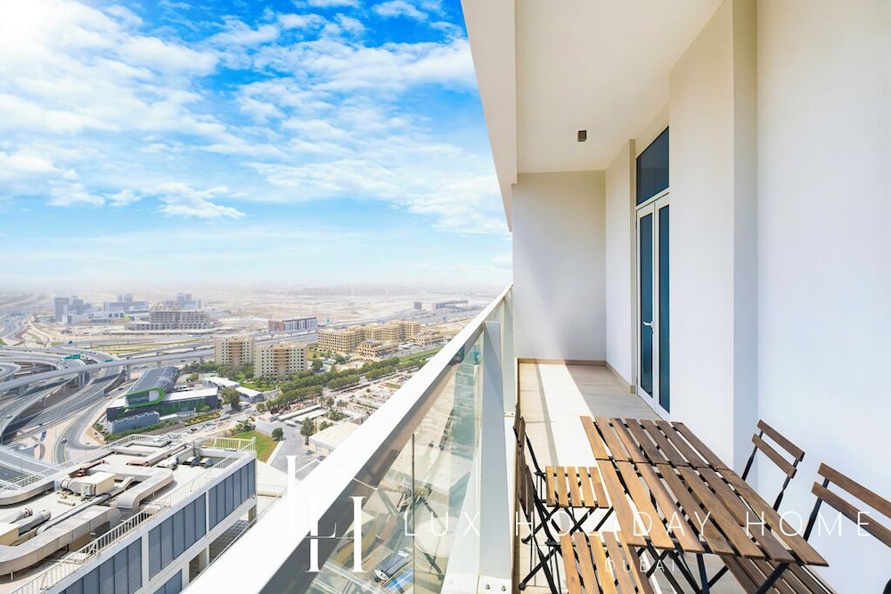 LUX The Ultimate Marina View Suite