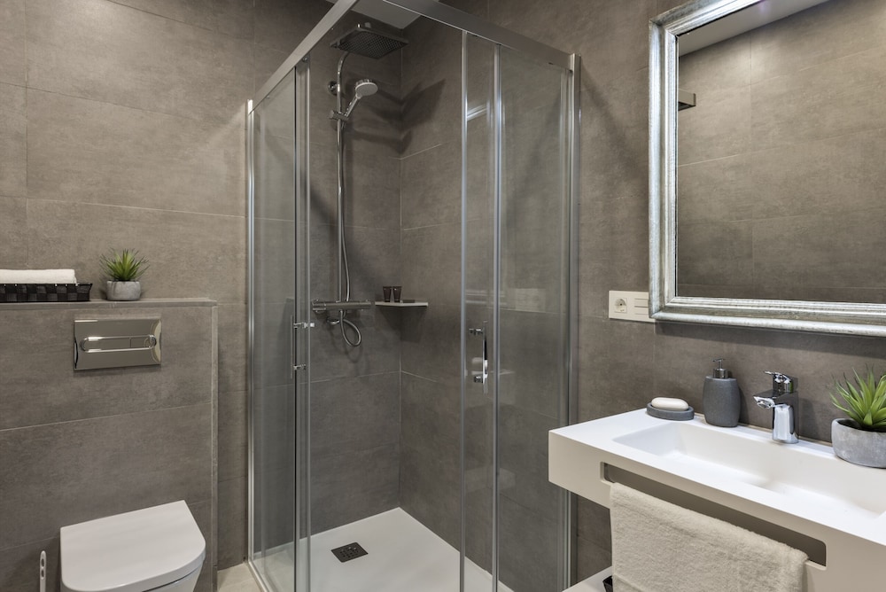 Fantastic 3 Bd & 3 Bth Apartm With Comunnal Terrace. Carmen San Ignacio II view 4