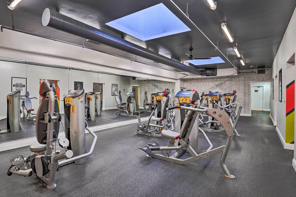 Beachfront Oceanside Condo w/ Amenity Access!