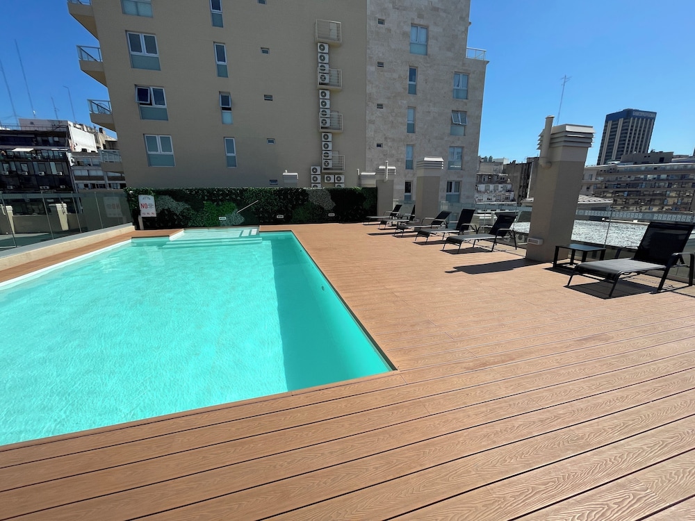 Ayres Suites Moreno