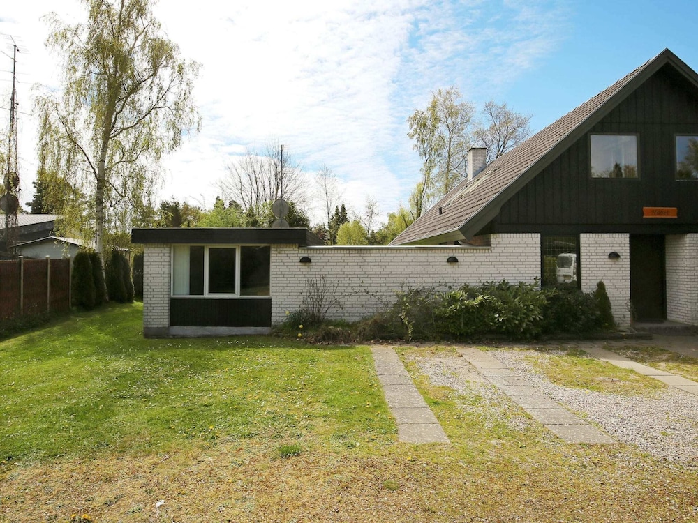 12 Person Holiday Home in Vaeggerlose