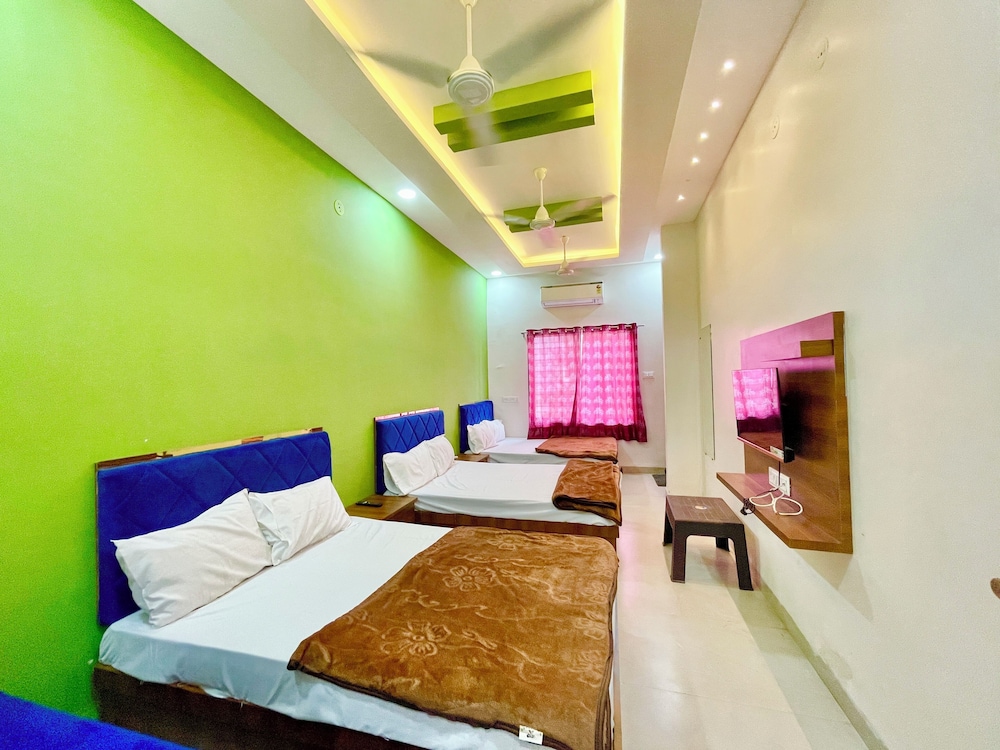 Hotel T P Inn near Mahakaleshwar Temple