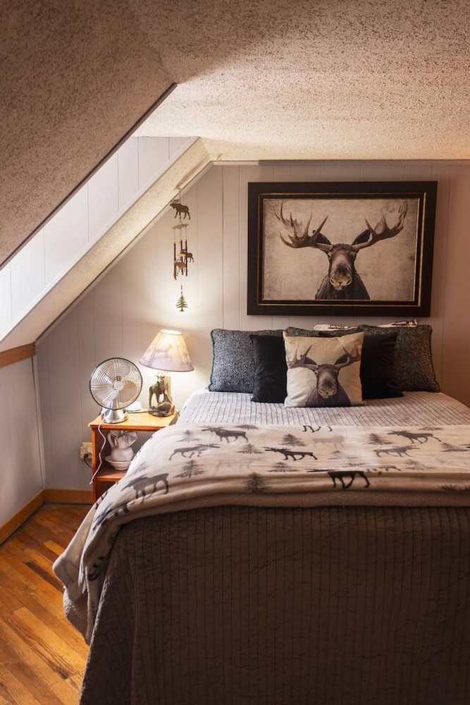 Columbine Roadhouse-4br Mountain Retreat Near Durango