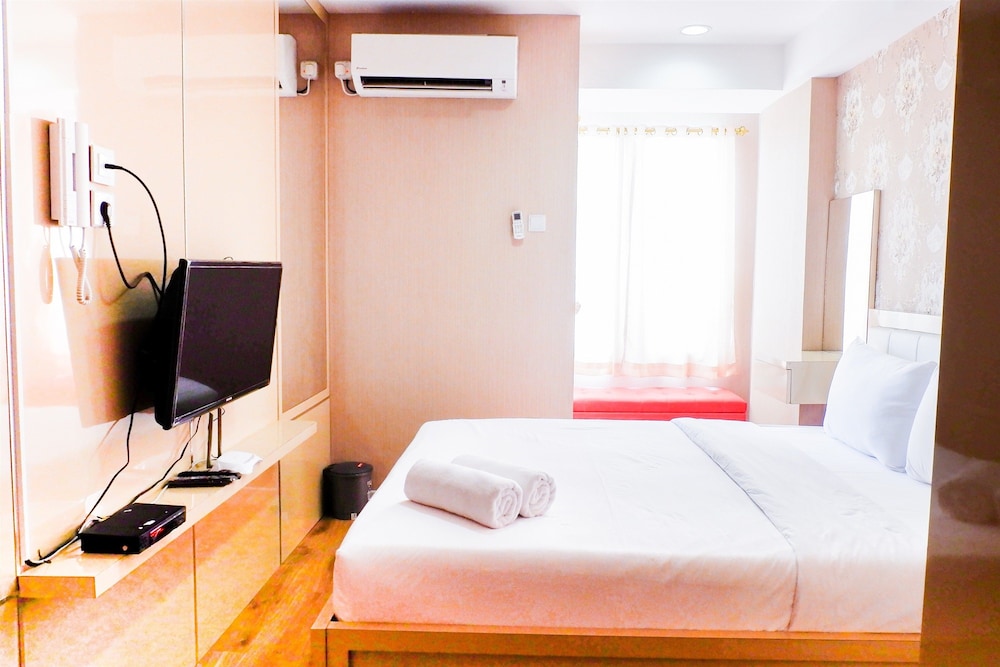 Modern Furnished Studio Room Cinere Bellevue Suites Apartment, Depok - 13