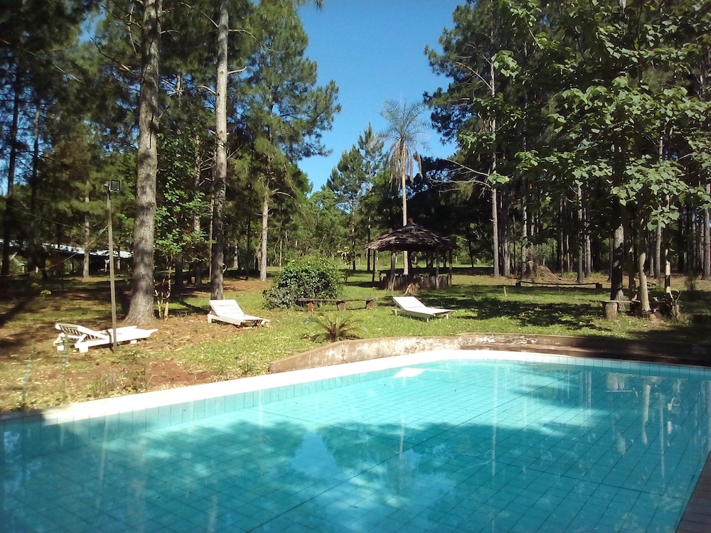 Country Hotel