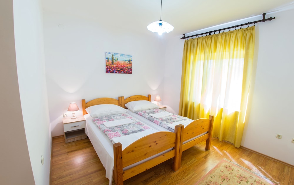 Frida Luxury Beachfront Villa view 3
