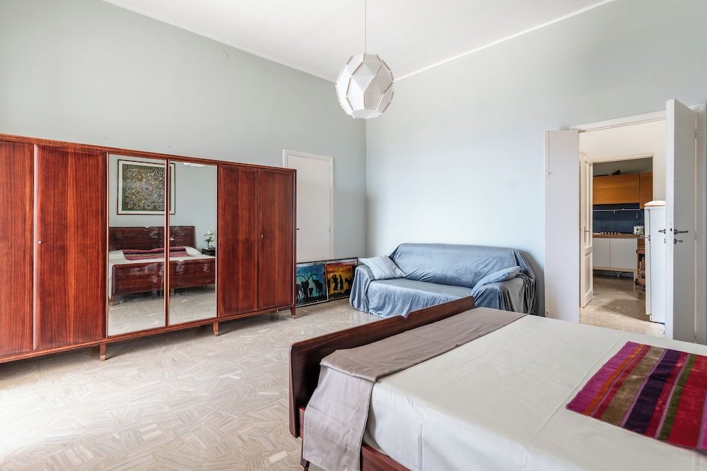 Villa Valletta 1 & 2