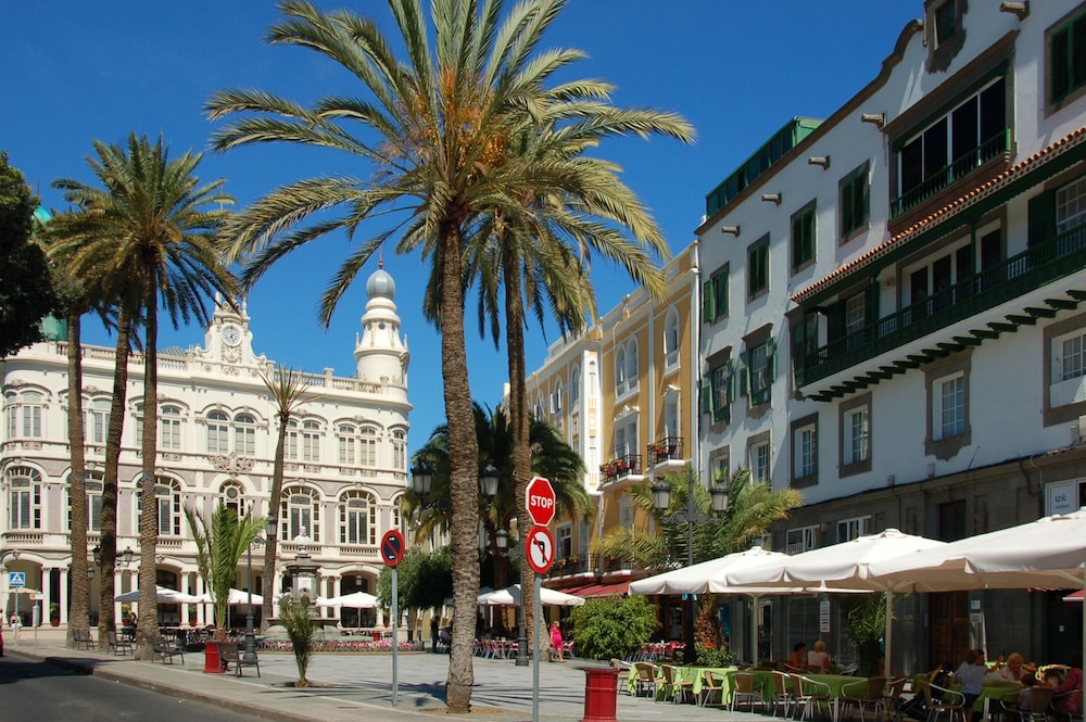 Triana Bella Suites view 4