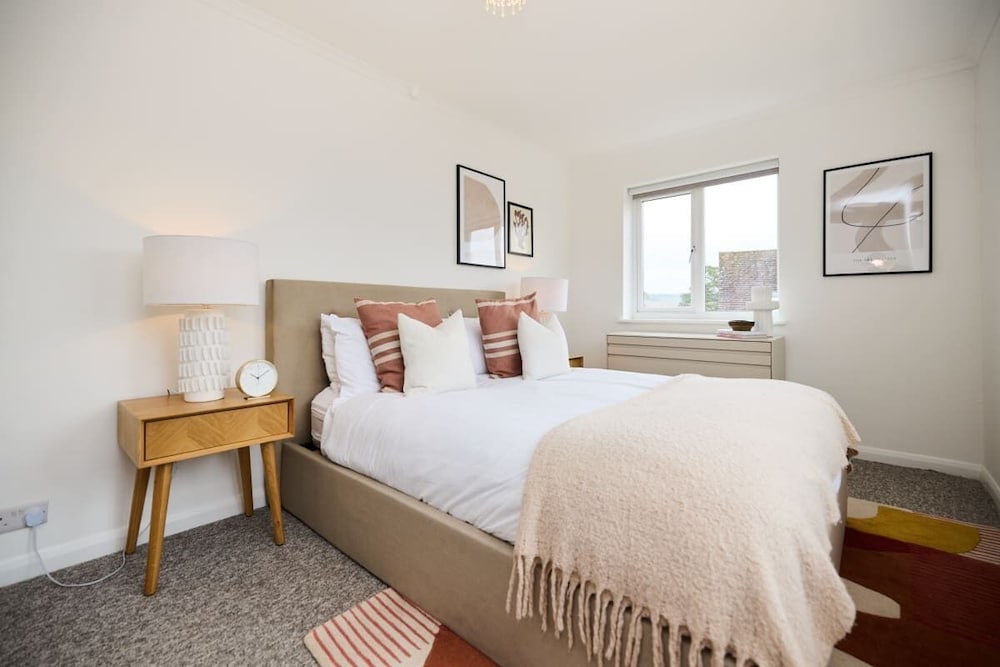 The Oxford Garden House - Spacious 5-bed Oxford Home With Garden & Balcony