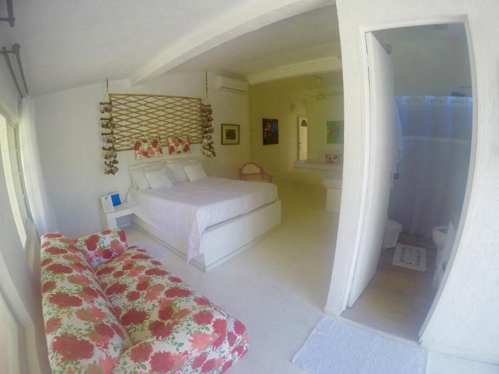 San Andres Vacations - Ocean View Sai, Five Bedroom Holiday Home - Property Image 23