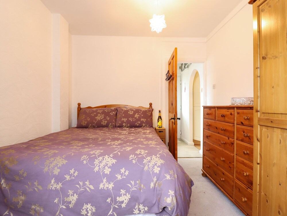21 Crossways